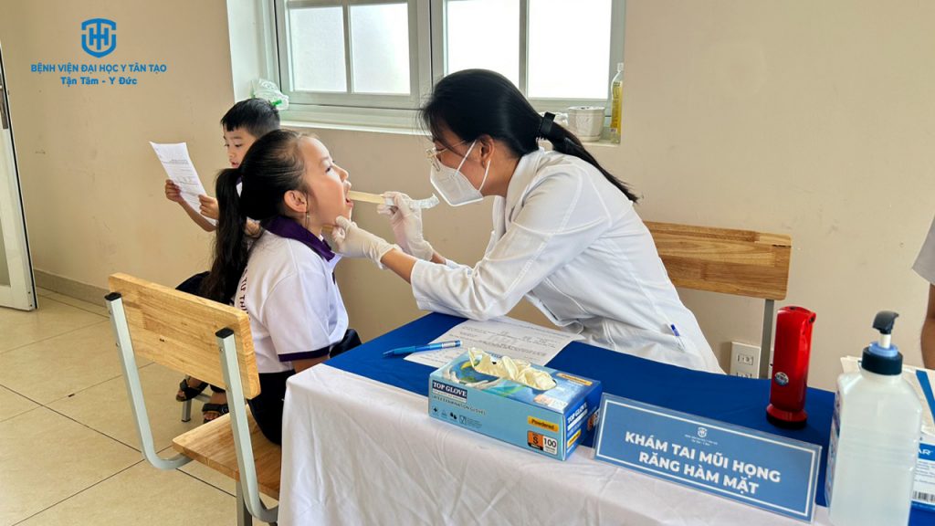 chương trình nhà học đường