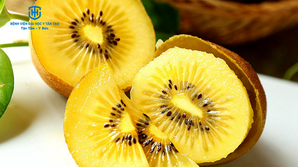 top 10 loại trái cây giàu vitamin C - quả kiwi