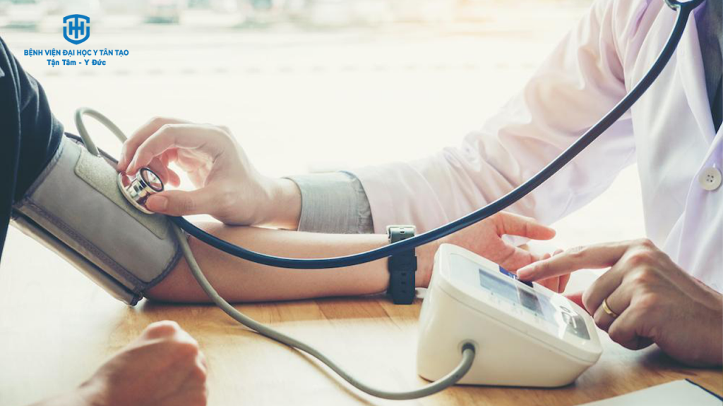 các bệnh lý thường gặp khi thời tiết nắng nóng - bệnh huyết áp
