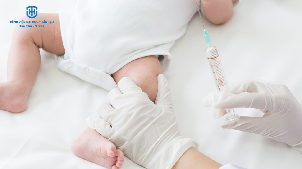 vì sao cần tiêm vắc xin cho trẻ sơ sinh