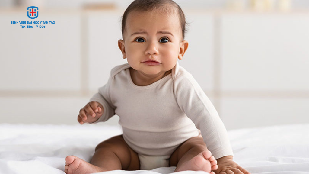 trẻ bị nôn do dị ứng